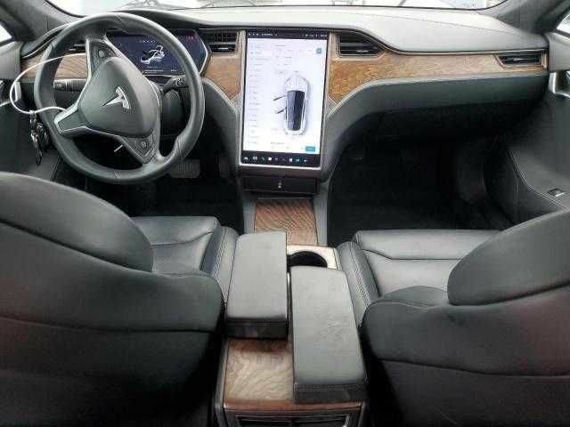 Серый Тесла Модель С, объемом двигателя 0 л и пробегом 90 тыс. км за 6500 $, фото 7 на Automoto.ua