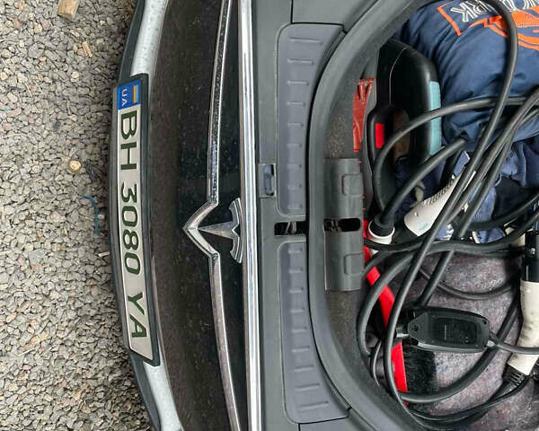 Серый Тесла Модель С, объемом двигателя 0 л и пробегом 221 тыс. км за 11900 $, фото 32 на Automoto.ua