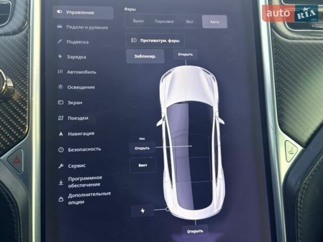 Серый Тесла Модель С, объемом двигателя 0 л и пробегом 172 тыс. км за 11400 $, фото 11 на Automoto.ua