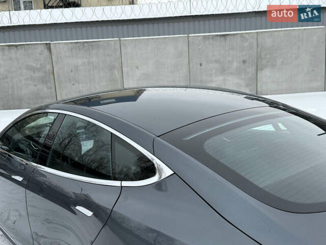 Сірий Тесла Модель С, об'ємом двигуна 0 л та пробігом 170 тис. км за 12500 $, фото 12 на Automoto.ua