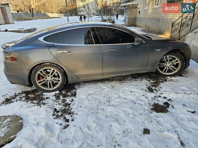 Сірий Тесла Модель С, об'ємом двигуна 0 л та пробігом 123 тис. км за 13500 $, фото 2 на Automoto.ua