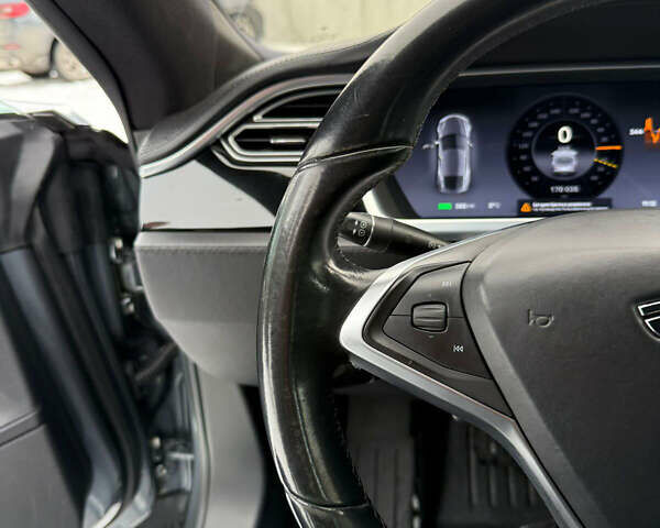 Сірий Тесла Модель С, об'ємом двигуна 0 л та пробігом 170 тис. км за 12500 $, фото 28 на Automoto.ua