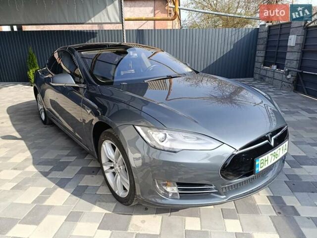 Серый Тесла Модель С, объемом двигателя 0 л и пробегом 212 тыс. км за 12600 $, фото 4 на Automoto.ua