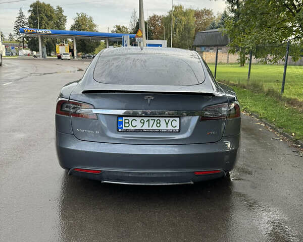 Серый Тесла Модель С, объемом двигателя 0 л и пробегом 242 тыс. км за 10999 $, фото 3 на Automoto.ua