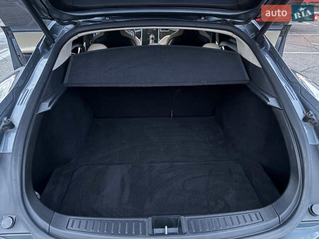 Сірий Тесла Модель С, об'ємом двигуна 0 л та пробігом 230 тис. км за 12500 $, фото 29 на Automoto.ua