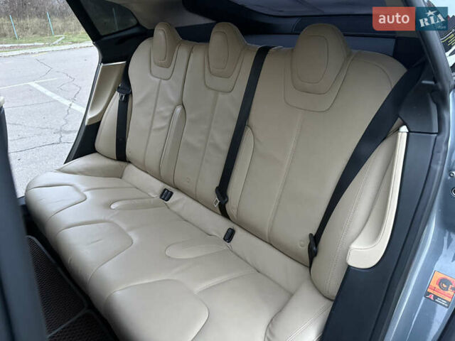 Сірий Тесла Модель С, об'ємом двигуна 0 л та пробігом 230 тис. км за 12500 $, фото 19 на Automoto.ua