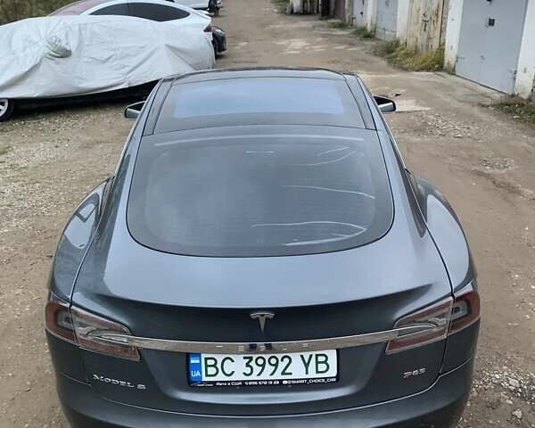 Серый Тесла Модель С, объемом двигателя 0 л и пробегом 161 тыс. км за 12400 $, фото 6 на Automoto.ua