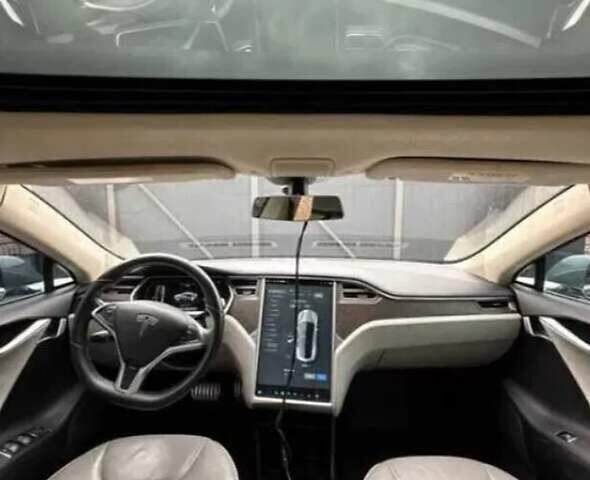 Сірий Тесла Модель С, об'ємом двигуна 0 л та пробігом 97 тис. км за 13950 $, фото 6 на Automoto.ua