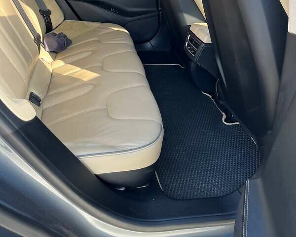 Сірий Тесла Модель С, об'ємом двигуна 0 л та пробігом 123 тис. км за 13500 $, фото 13 на Automoto.ua