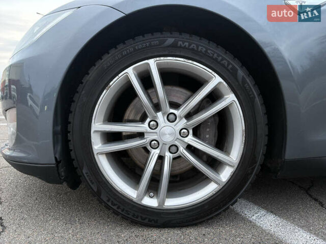 Сірий Тесла Модель С, об'ємом двигуна 0 л та пробігом 230 тис. км за 12500 $, фото 6 на Automoto.ua