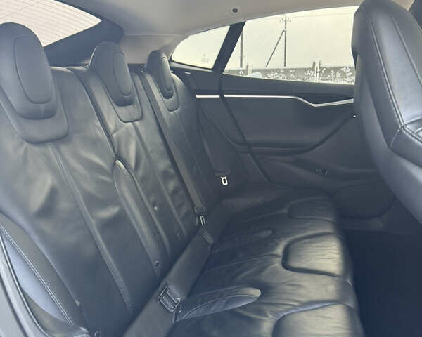 Сірий Тесла Модель С, об'ємом двигуна 0 л та пробігом 262 тис. км за 15000 $, фото 15 на Automoto.ua