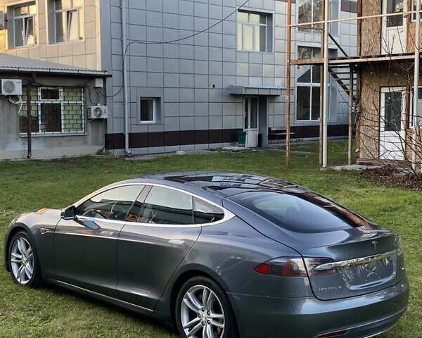 Сірий Тесла Модель С, об'ємом двигуна 0 л та пробігом 123 тис. км за 10700 $, фото 12 на Automoto.ua