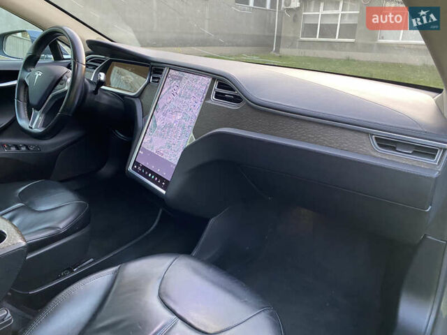 Сірий Тесла Модель С, об'ємом двигуна 0 л та пробігом 123 тис. км за 10700 $, фото 24 на Automoto.ua