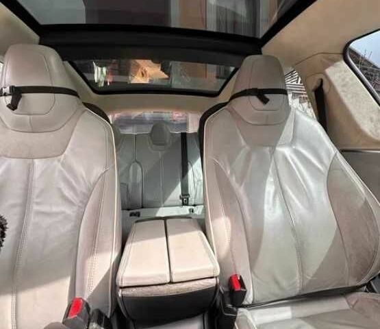 Сірий Тесла Модель С, об'ємом двигуна 0 л та пробігом 97 тис. км за 13563 $, фото 11 на Automoto.ua