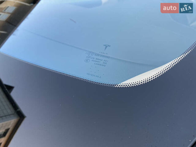 Сірий Тесла Модель С, об'ємом двигуна 0 л та пробігом 123 тис. км за 10700 $, фото 27 на Automoto.ua