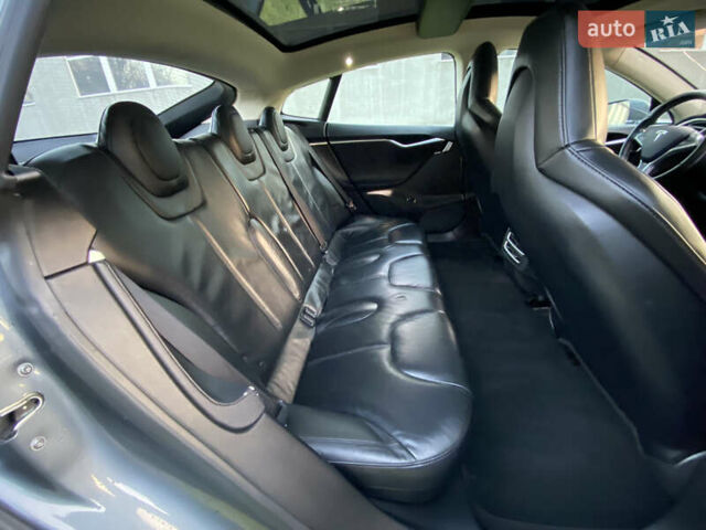 Сірий Тесла Модель С, об'ємом двигуна 0 л та пробігом 123 тис. км за 10700 $, фото 22 на Automoto.ua