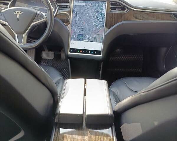 Серый Тесла Модель С, объемом двигателя 0 л и пробегом 217 тыс. км за 11900 $, фото 20 на Automoto.ua