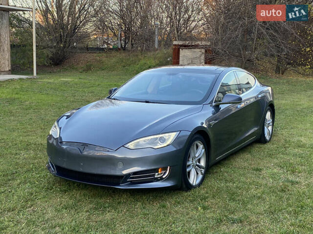 Сірий Тесла Модель С, об'ємом двигуна 0 л та пробігом 123 тис. км за 10700 $, фото 13 на Automoto.ua