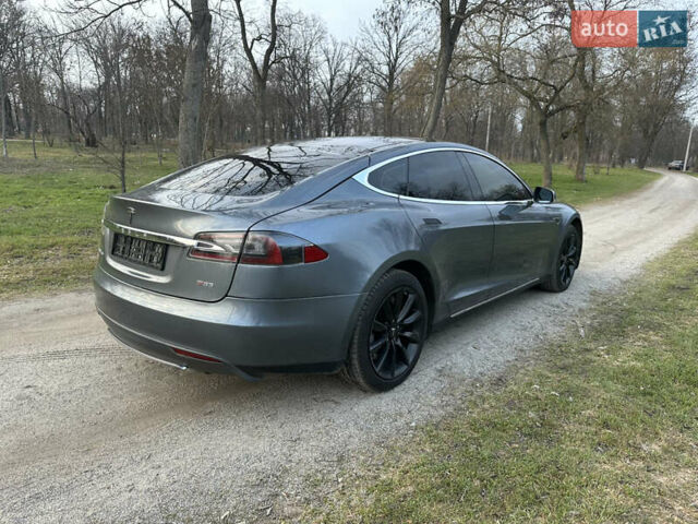 Серый Тесла Модель С, объемом двигателя 0 л и пробегом 198 тыс. км за 13700 $, фото 4 на Automoto.ua