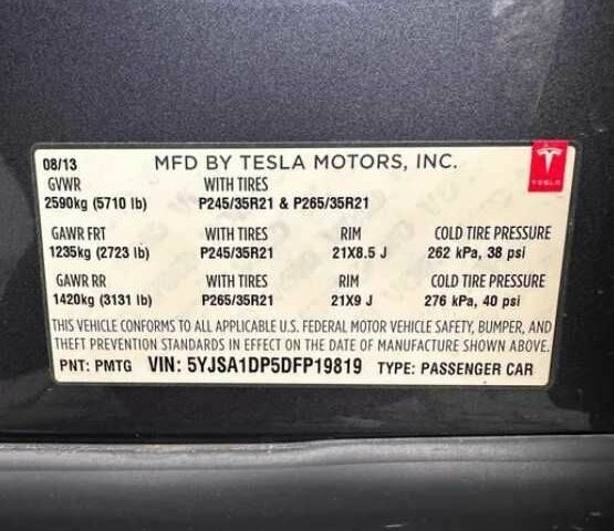 Серый Тесла Модель С, объемом двигателя 0 л и пробегом 97 тыс. км за 13563 $, фото 14 на Automoto.ua