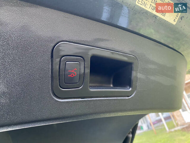 Сірий Тесла Модель С, об'ємом двигуна 0 л та пробігом 123 тис. км за 10700 $, фото 20 на Automoto.ua