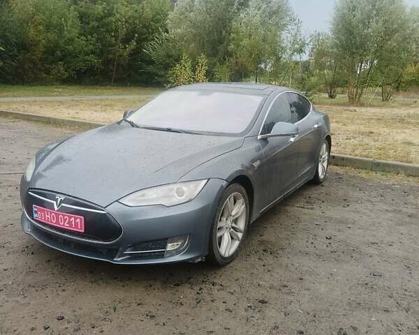 Сірий Тесла Модель С, об'ємом двигуна 0 л та пробігом 219 тис. км за 9500 $, фото 5 на Automoto.ua