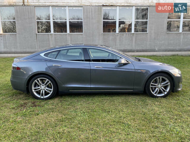 Сірий Тесла Модель С, об'ємом двигуна 0 л та пробігом 123 тис. км за 10700 $, фото 4 на Automoto.ua
