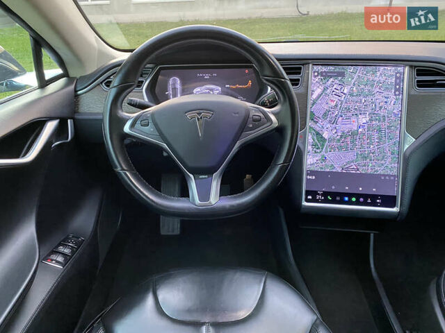 Сірий Тесла Модель С, об'ємом двигуна 0 л та пробігом 123 тис. км за 10700 $, фото 30 на Automoto.ua