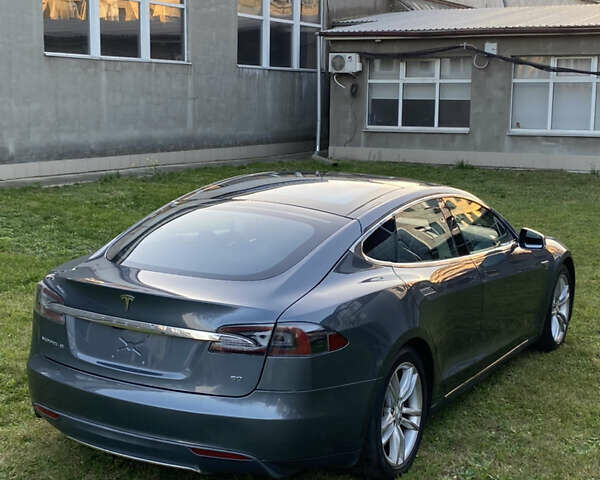 Сірий Тесла Модель С, об'ємом двигуна 0 л та пробігом 123 тис. км за 10700 $, фото 11 на Automoto.ua