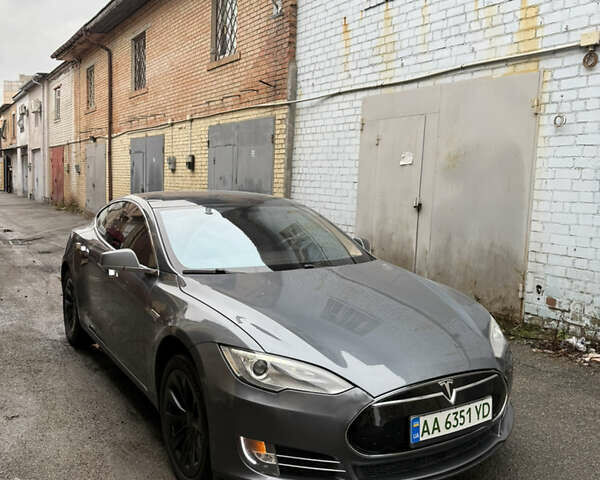 Сірий Тесла Модель С, об'ємом двигуна 0 л та пробігом 299 тис. км за 12500 $, фото 13 на Automoto.ua