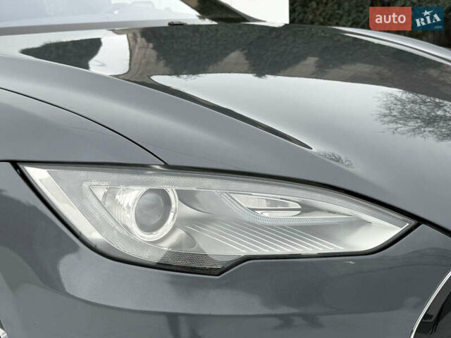 Сірий Тесла Модель С, об'ємом двигуна 0 л та пробігом 170 тис. км за 12500 $, фото 15 на Automoto.ua