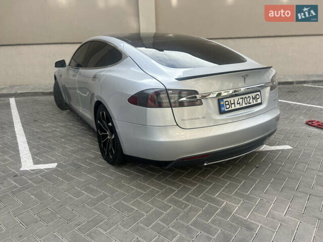 Сірий Тесла Модель С, об'ємом двигуна 0 л та пробігом 132 тис. км за 12800 $, фото 6 на Automoto.ua