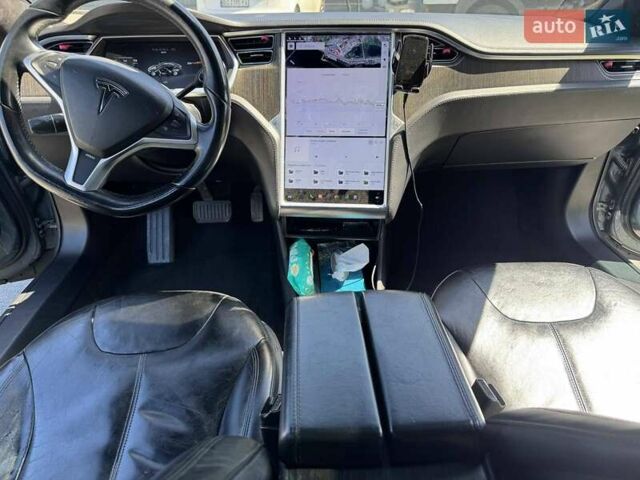 Сірий Тесла Модель С, об'ємом двигуна 0 л та пробігом 285 тис. км за 11500 $, фото 16 на Automoto.ua