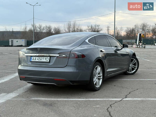 Сірий Тесла Модель С, об'ємом двигуна 0 л та пробігом 230 тис. км за 12500 $, фото 7 на Automoto.ua