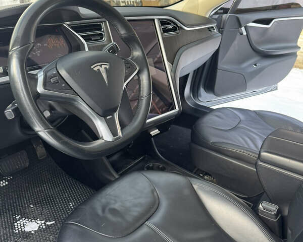 Сірий Тесла Модель С, об'ємом двигуна 0 л та пробігом 262 тис. км за 15000 $, фото 26 на Automoto.ua
