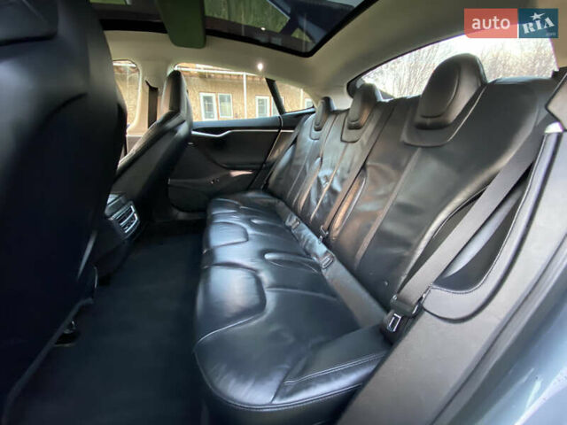 Сірий Тесла Модель С, об'ємом двигуна 0 л та пробігом 123 тис. км за 10700 $, фото 17 на Automoto.ua