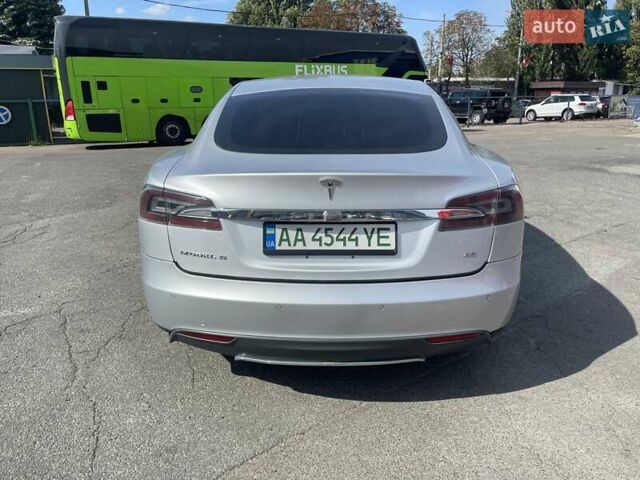 Сірий Тесла Модель С, об'ємом двигуна 0 л та пробігом 170 тис. км за 10900 $, фото 11 на Automoto.ua