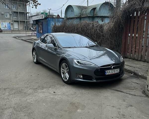 Сірий Тесла Модель С, об'ємом двигуна 0 л та пробігом 170 тис. км за 14200 $, фото 6 на Automoto.ua