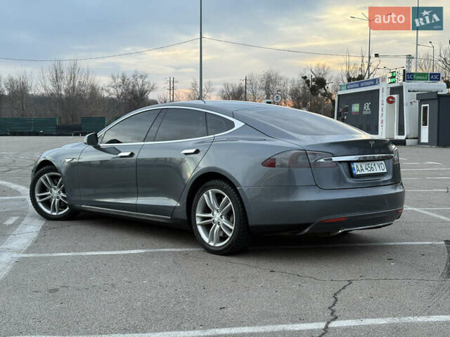 Сірий Тесла Модель С, об'ємом двигуна 0 л та пробігом 230 тис. км за 12500 $, фото 11 на Automoto.ua