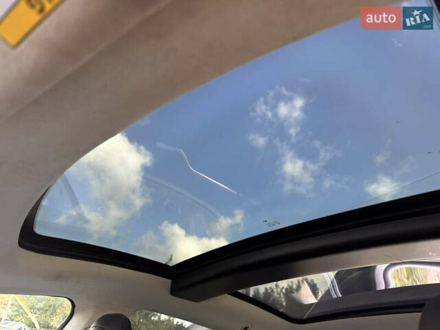 Серый Тесла Модель С, объемом двигателя 0 л и пробегом 128 тыс. км за 5500 $, фото 17 на Automoto.ua