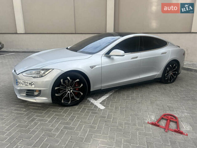 Сірий Тесла Модель С, об'ємом двигуна 0 л та пробігом 132 тис. км за 12800 $, фото 1 на Automoto.ua
