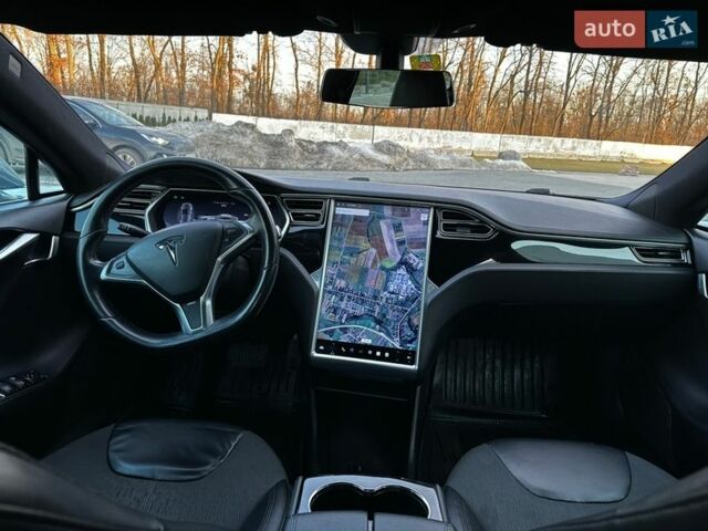 Серый Тесла Модель С, объемом двигателя 0 л и пробегом 170 тыс. км за 12500 $, фото 11 на Automoto.ua