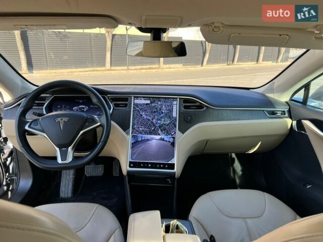 Сірий Тесла Модель С, об'ємом двигуна 0 л та пробігом 90 тис. км за 11900 $, фото 11 на Automoto.ua