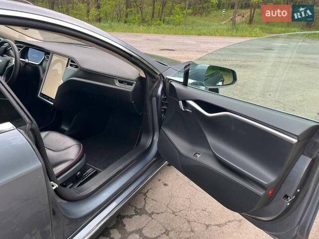 Сірий Тесла Модель С, об'ємом двигуна 0 л та пробігом 191 тис. км за 14900 $, фото 6 на Automoto.ua