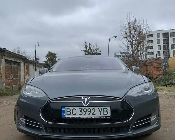 Серый Тесла Модель С, объемом двигателя 0 л и пробегом 161 тыс. км за 12400 $, фото 3 на Automoto.ua
