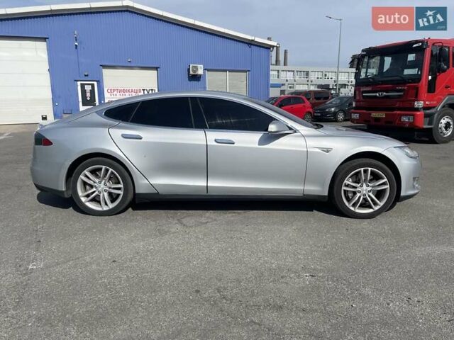 Серый Тесла Модель С, объемом двигателя 0 л и пробегом 170 тыс. км за 10900 $, фото 21 на Automoto.ua