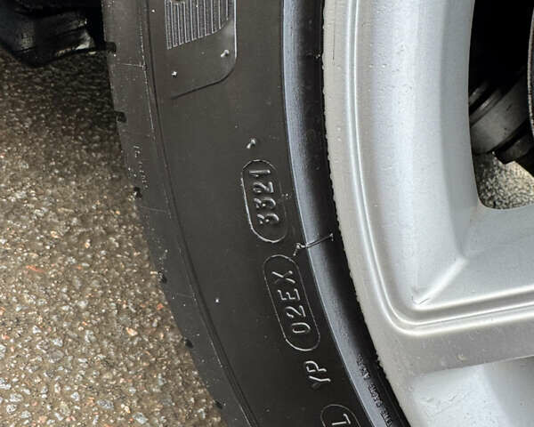 Серый Тесла Модель С, объемом двигателя 0 л и пробегом 242 тыс. км за 10999 $, фото 11 на Automoto.ua