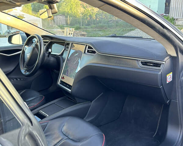 Сірий Тесла Модель С, об'ємом двигуна 0 л та пробігом 294 тис. км за 15500 $, фото 5 на Automoto.ua