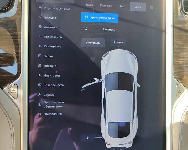 Сірий Тесла Модель С, об'ємом двигуна 0 л та пробігом 250 тис. км за 12000 $, фото 15 на Automoto.ua