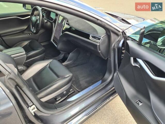 Сірий Тесла Модель С, об'ємом двигуна 0 л та пробігом 130 тис. км за 18500 $, фото 34 на Automoto.ua